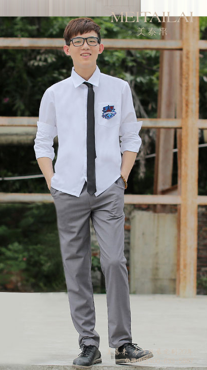  阿坝州中大学校校服加工 